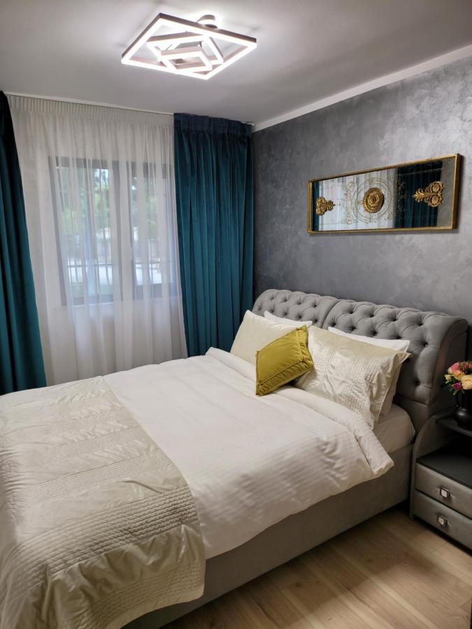 Central Apartament 2 Iasi Esterno foto